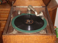 Gramofon z lat 60-tych